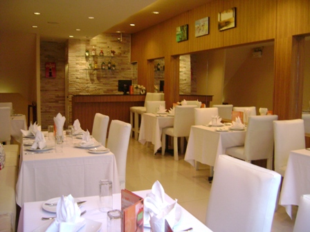 Restaurant for Sale for Leasehold