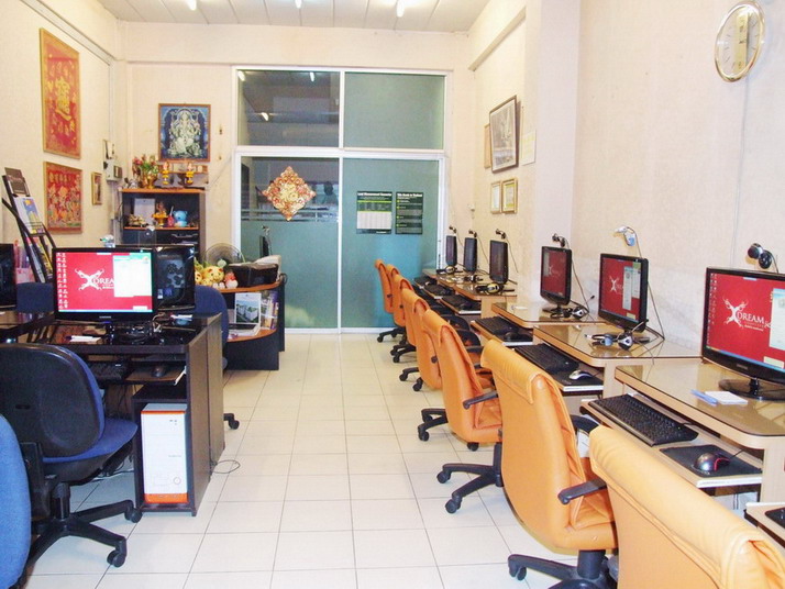 Internet shop for lease in East Pattaya
